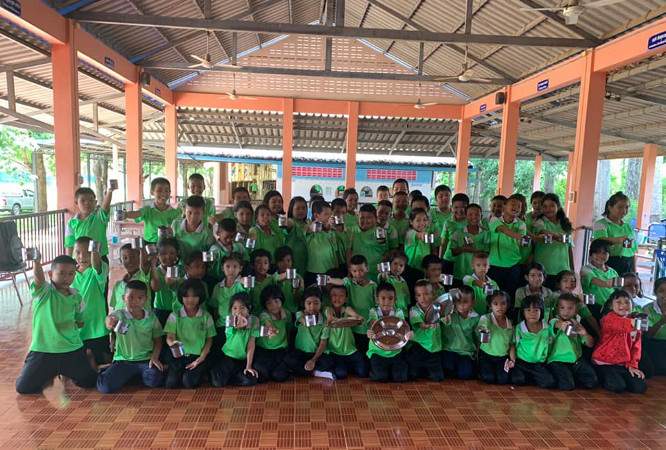 304 Industrial Park give happiness and smiles in the "Birthday Party 116th" activity