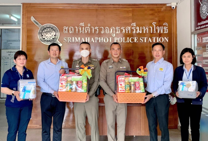 สวนอุตสาหกรรม 304 และ NPS เข้าพบผู้กำกับการพร้อมด้วยรองผู้กำกับการในวาระย้ายมาดำรงตำแหน่งสถานีตำรวจภูธรศรีมหาโพธิ